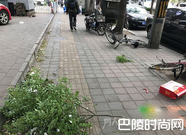 北京大风刮落坠物砸中路人 北京大风天气什么时候结束?