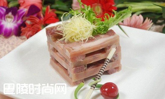 东坡肉的来历 水晶肴肉的由来|腊味合蒸的由来 飞龙汤的做法