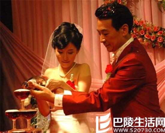 寇振海老婆李婷才是赢家 依萍你爸爸又娶亲啦