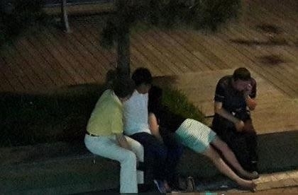 青岛女子醉酒遭性侵（疑被路人当街轮流猥亵图片视频曝光）