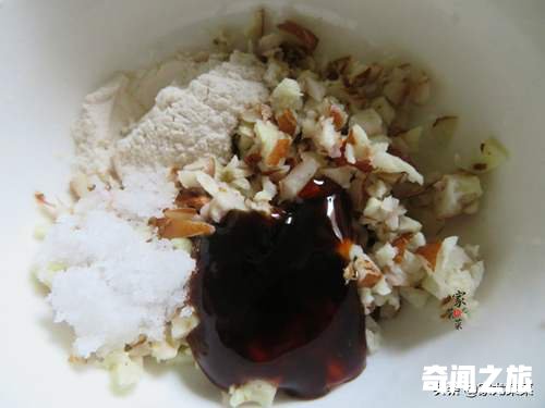 沙姜鸡的做法和材料（胃有郁火的朋友建议少食）