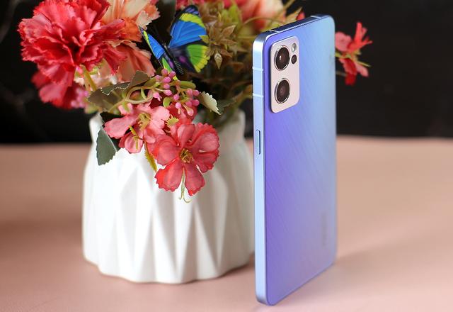 opporeno7性能评价（oppo reno7详细参数）