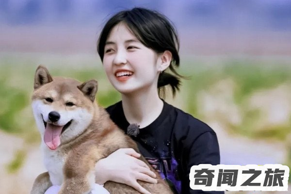 张子枫黄磊什么关系前辈与晚辈关系(曾在剧中饰演过父女)