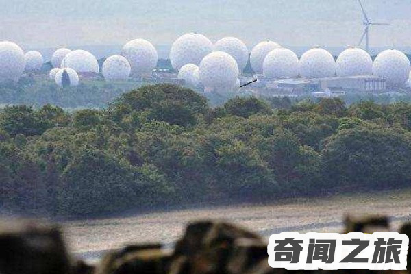 曼威斯山英国皇家空军基地通讯拦截和导弹预警站(受美国掌控)