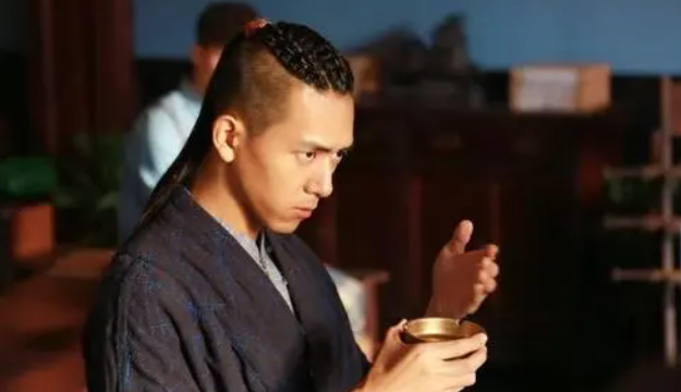 《河神2》为什么换男主角（李现不出演《河神2》原因）