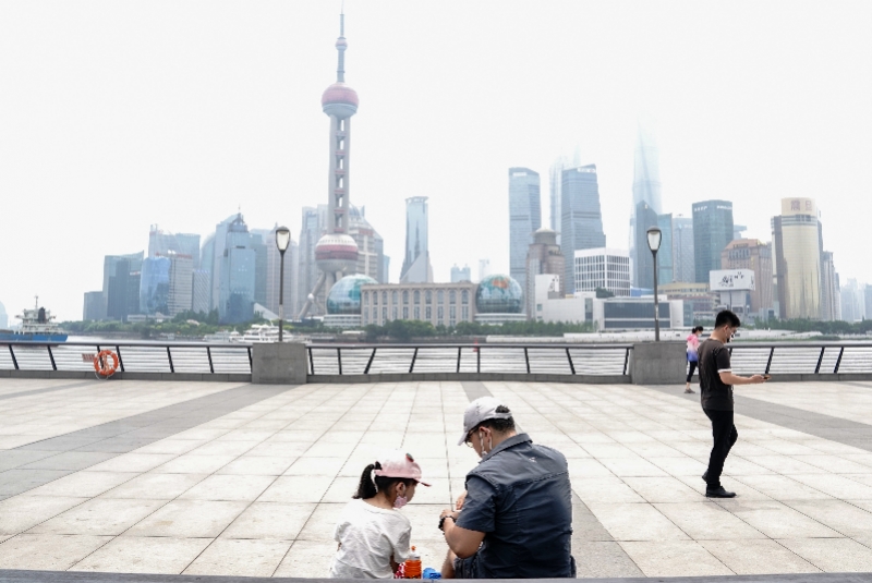 上海恢复后外滩等地出现拥堵（导致延安路高架、外滩等多地出现拥堵）