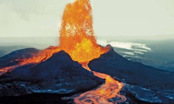 美国最危险的火山圣海伦斯火山喷发火山灰导致黑夜