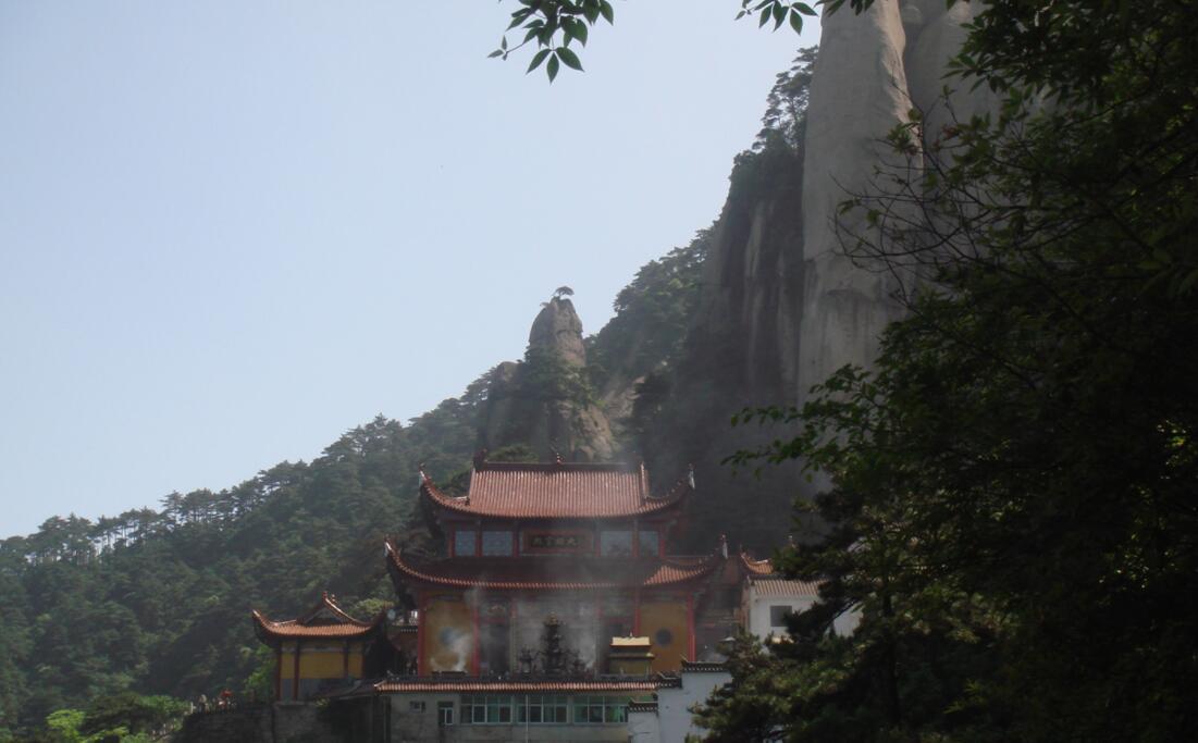 我国最著名的十大佛教名山