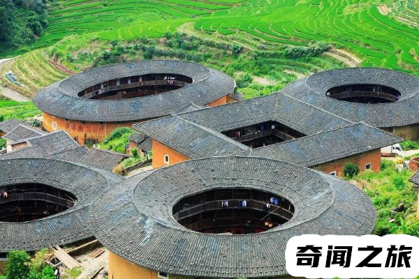 世界民居建筑中的奇葩福建土楼（福建建筑特色土楼）