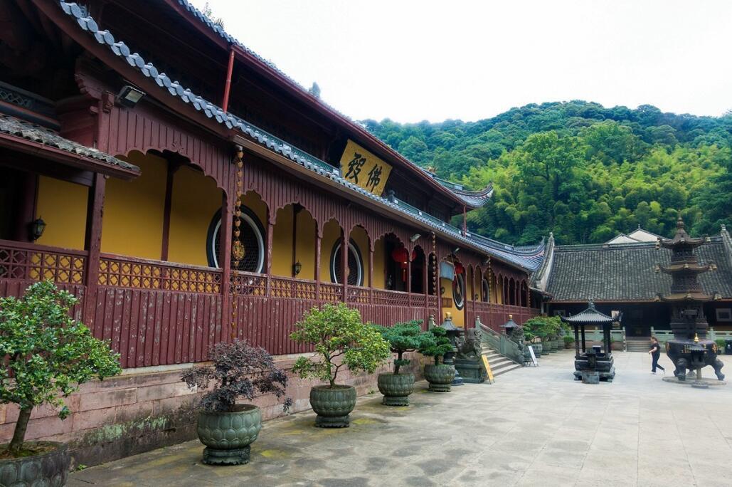 浙江十大著名寺庙介绍