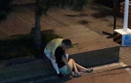 青岛女子醉酒遭性侵（疑被路人当街轮流猥亵图片视频曝光）