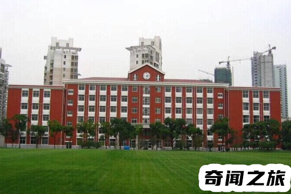 985和211大学最简单的解释(1998年5月份提出建设的国际知名研究型大学)