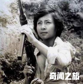 越南女兵上战场的照片（用美色来杀死敌人的越南女兵）