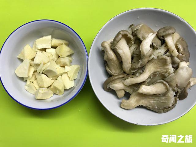 清炖老母鸡汤的正宗做法（20200年春天炖鸡汤的最佳搭配）