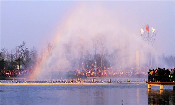 世界上最大的人造彩虹（联合31000个学生共同才打造出来）