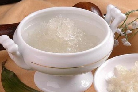 燕窝什么时候吃最好?这五个燕窝的功效与作用及营养