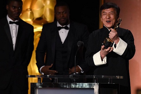 奥斯卡终身成就奖, 成龙:我是中国人!