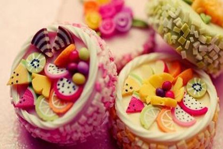 孩子吃甜食过多哪些危害?这四个孩子多吃甜食的危害