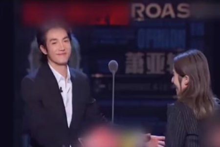 萧亚轩小鲜肉男友黄皓真幽默,爱情观潇洒令人羡慕