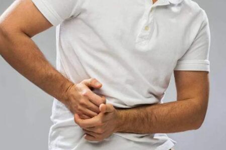 伤胃的行为有哪些?这四个坏习惯尽早纠正为好