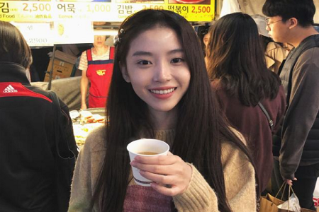 网红阿沁刘阳分手事件发酵,小三半藏森林发文道歉阿沁