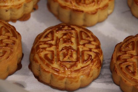 月饼的做法,家庭版五仁月饼的简单做法