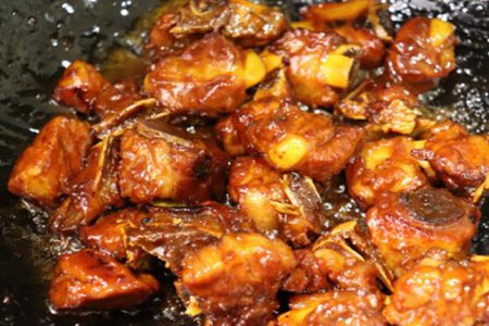 糖醋排骨的做法,这道糖醋排骨的做法步骤酸甜可口