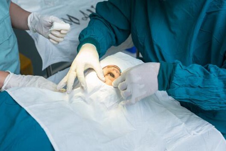 怎样纠正近视眼？这四个矫正方法恢复视力