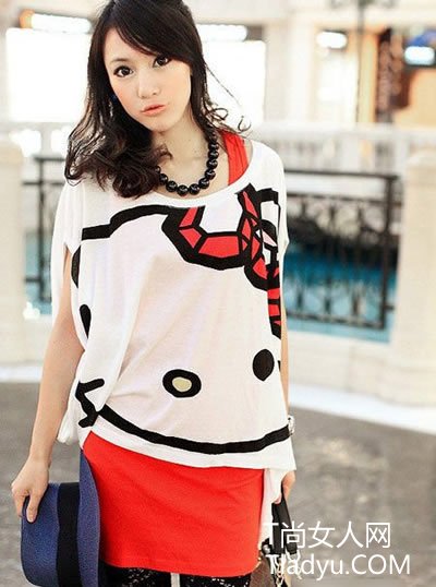 T恤 长裙 时尚潮流的风头浪尖