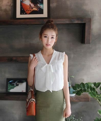 时尚铅笔裙彰显女性性感热辣身材