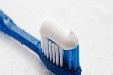 儿童要怎么挑选牙膏呢？什么类型的牙膏适合儿童使用