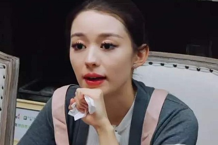 《幸福三重奏2》 郎朗娇妻吉娜遇怼脸拍 看来郎朗口味很独特