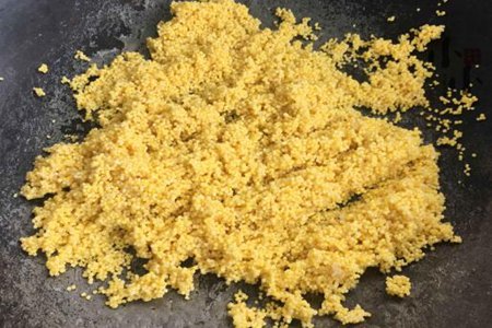 小米粥怎么煮好吃又营养？小米粥的做法和功效