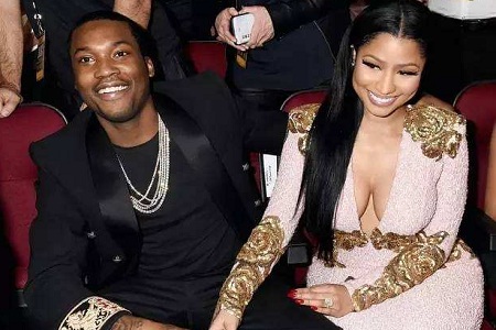 麻辣鸡否认退出娱乐圈,果然家庭主妇不是麻辣鸡的风格