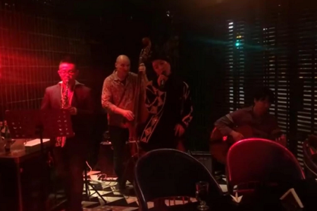 李亚鹏与女友疑分手,Susie深夜难过:我的爱情还剩下什么