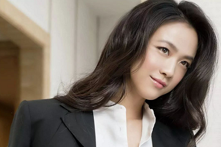 汤唯晒女儿近况意外泄露豪宅，2岁summer大长腿相当抢镜