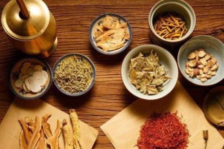 女人气血不足怎么补?用对方法从内而外气色更佳!