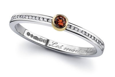 优雅和现代感并低调不失华丽的铂金首饰