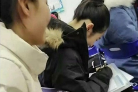 张子枫参加2020年艺考，果真学霸！成绩竟接近满分