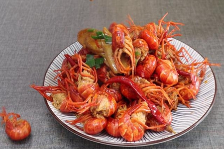 小龙虾的做法,这款香辣小龙虾的做法越吃越过瘾