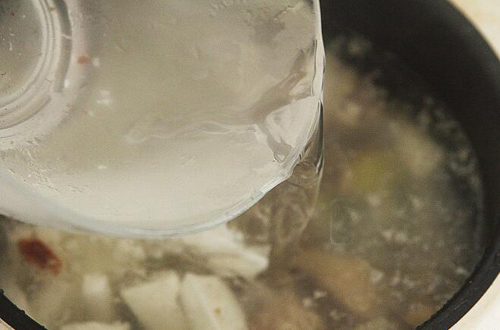 椰子煲鸡汤的家常做法大全