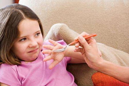 宝宝上火有什么表现有哪些？这三种宝宝上火异常表现及时改善