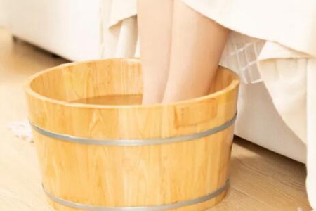 去湿气最好最快的方法，这四个能改善症状的方法