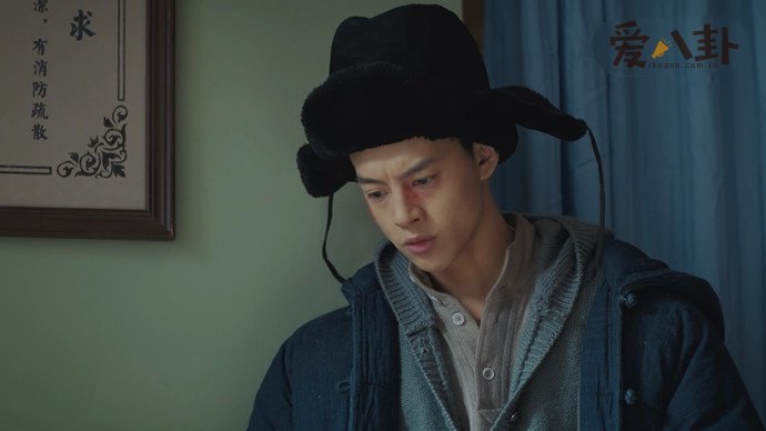 就因为小朵穿了件红色衣服？？_新世界十七为什么杀小朵