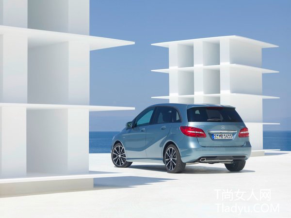 定位小型运动旅行车 奔驰全新B-Class全貌公开