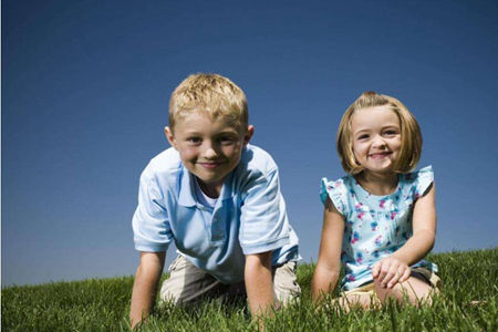 春季可以用艾灸身柱，可以帮助孩子增强抵抗力