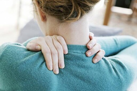 脖子扭了怎么办?这五个应对小措施能改善痛苦