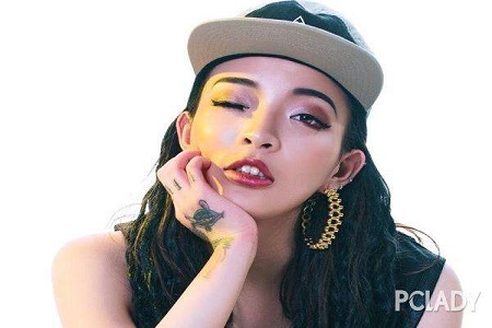 Vava拒绝金曲奖杯到底是什么回事？她到底凭什么敢这么做