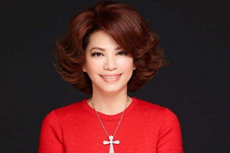 朱迅芭比粉口红,蔡琴死亡芭比粉