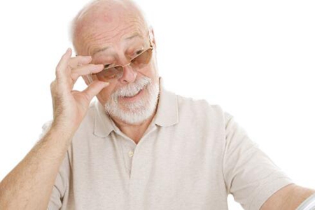 预防白内障的措施有哪些?(这四招预防老年性白内障发现)